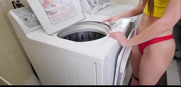  Daddy Fuck Daughter in the Laundry - DadCums.com
